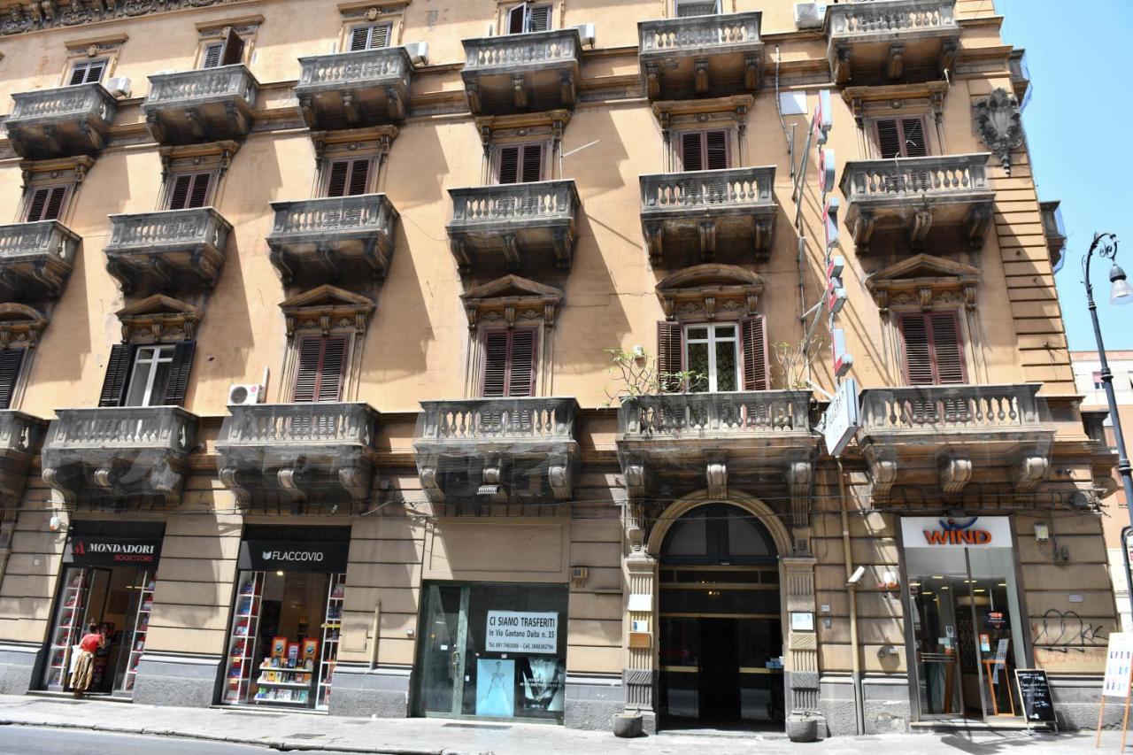 Mamamia #Teatro Biondo Hotell Palermo Eksteriør bilde